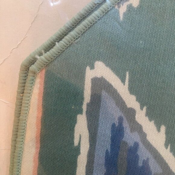 Vintage 80s Southwest Aztec Fabric Placemat with Napkins - Set of 4 (17” x 12”) - Picture 4 of 4